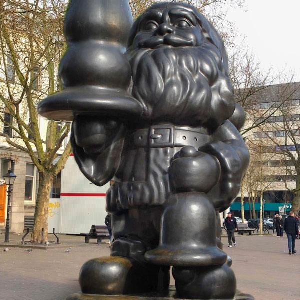 Santa Claus Statue Rotterdam