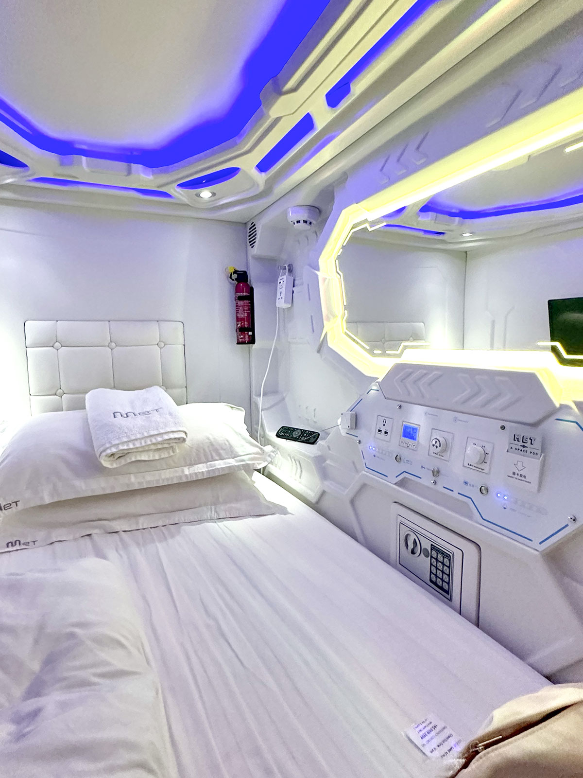 Spatial Pod MET A Space Pod Singapore: Capsule-Style Budget Stay