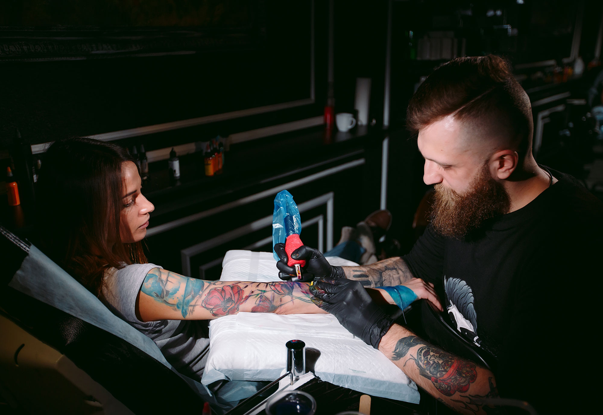 How to Find Safe Tattoo Shops When Traveling
