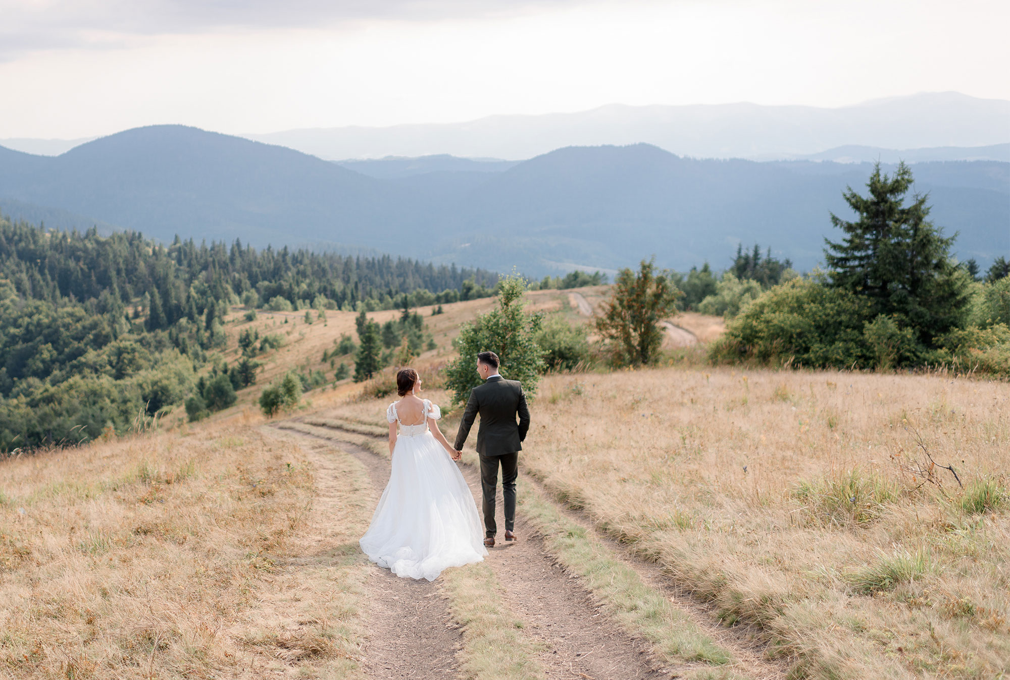 What Makes Weddings More Special and Personalized Experience of Love?