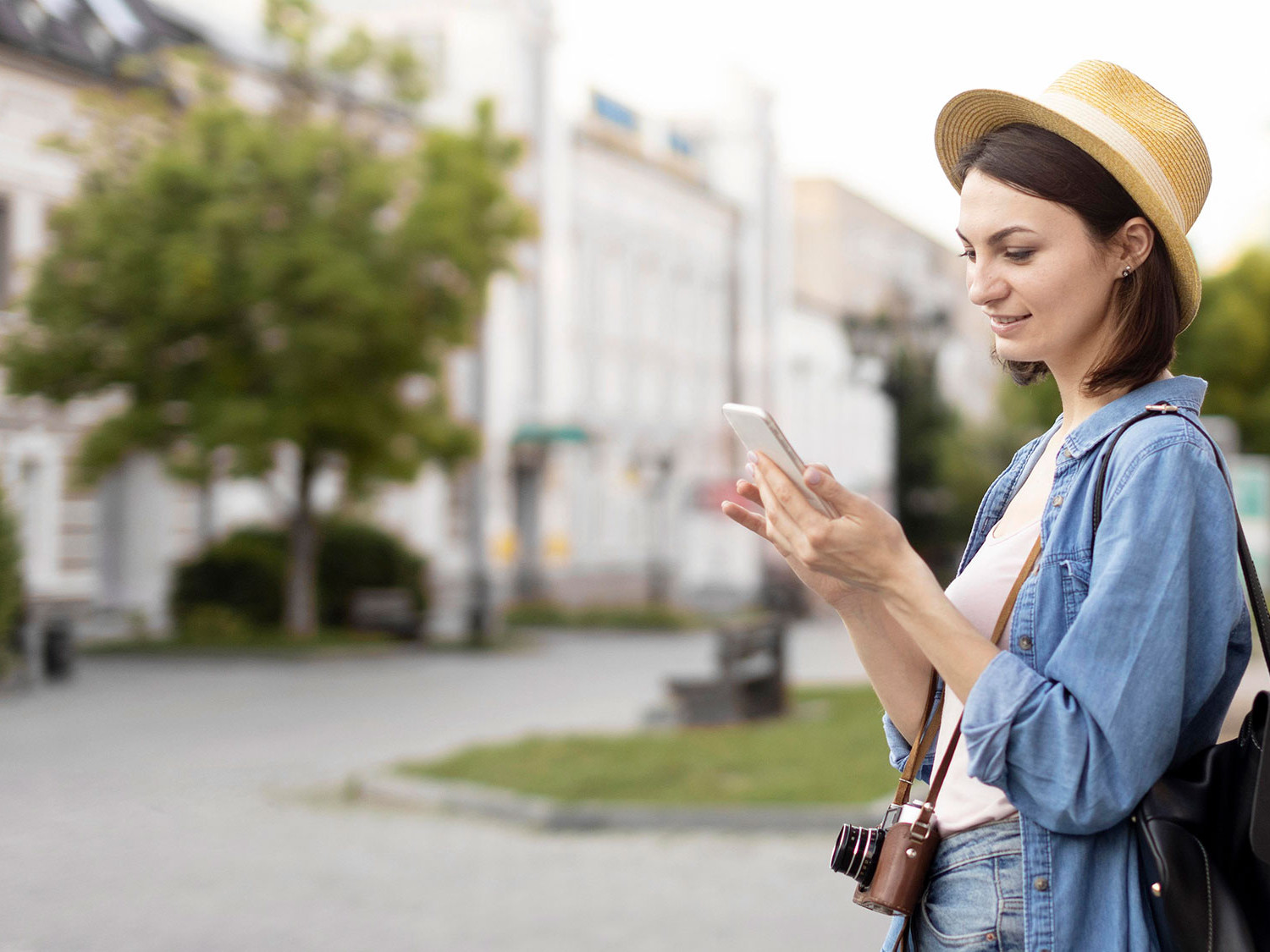 Make Your Trip Even More Meaningful: Stay Thoughtfully Connected While You Travel