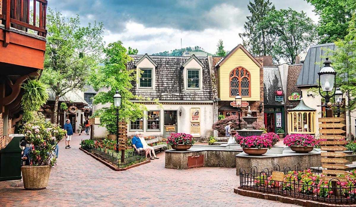 Why Gatlinburg is Perfect for Solo Travelers
