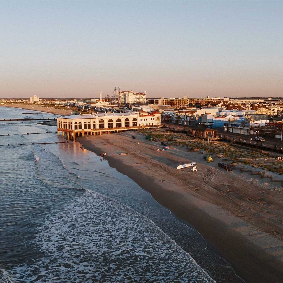 Booking An Ocean City Vacation Rental? 4 Things Every First-Timer Should Know