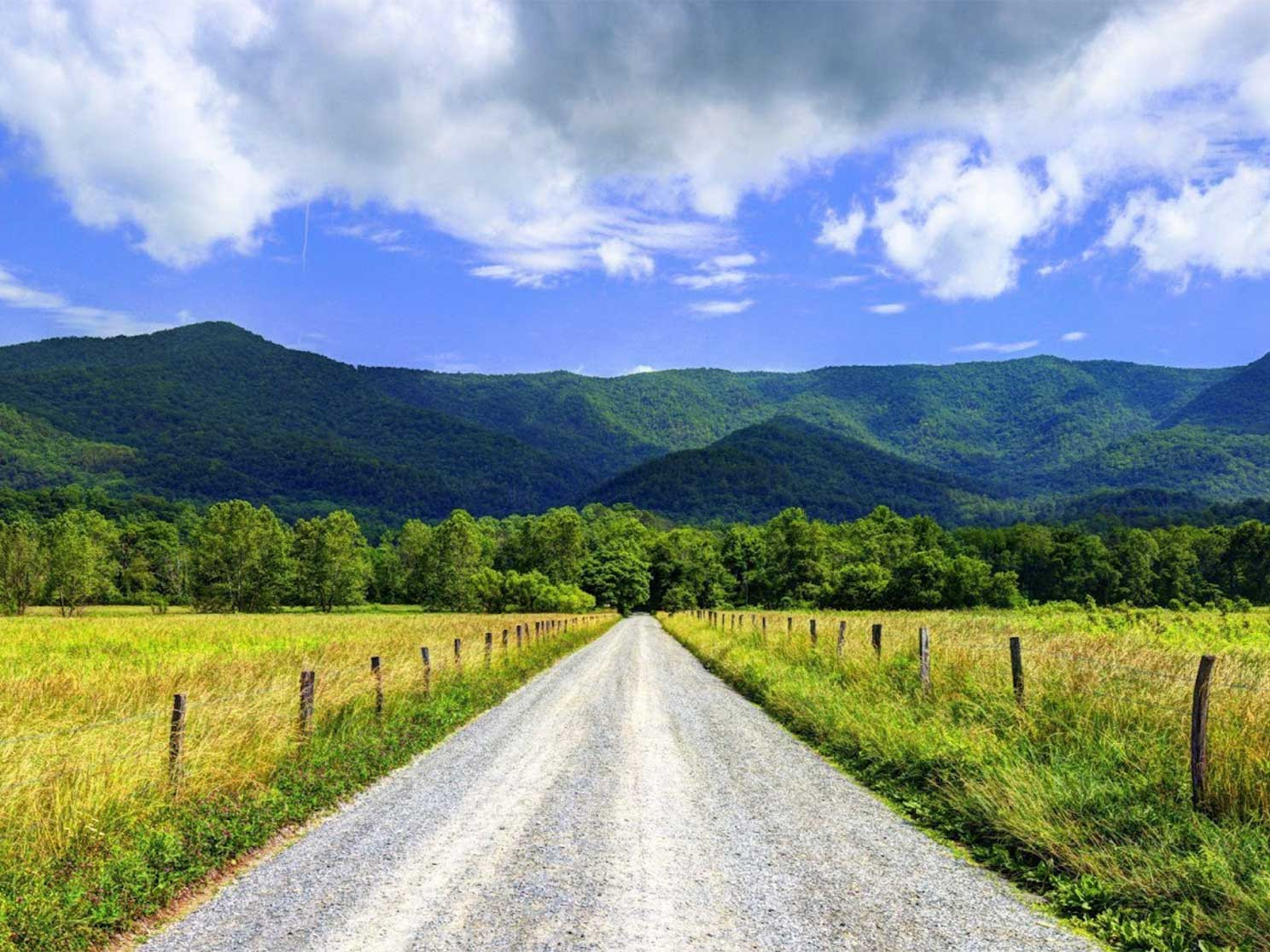 First-Time Visitor’s Guide to Gatlinburg and Pigeon Forge