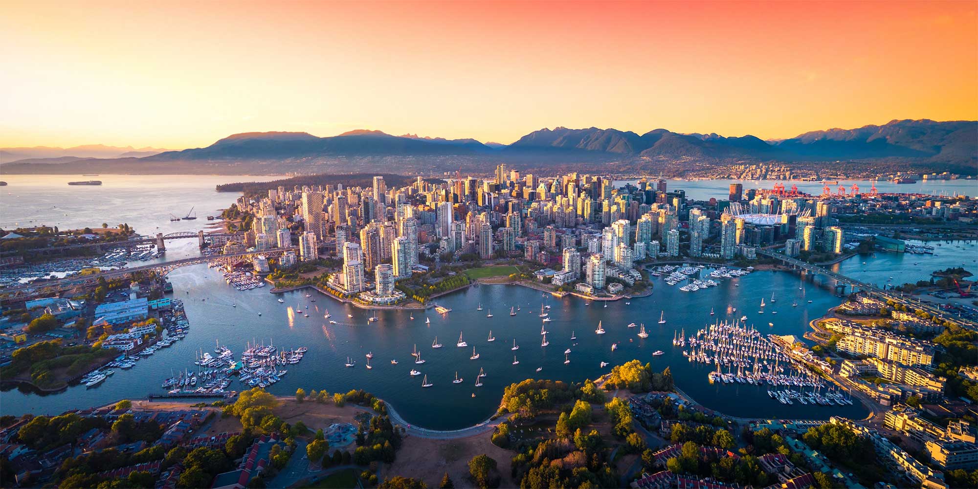 Traveling on a Budget in Vancouver: Essential Plans and Tips Before You Go