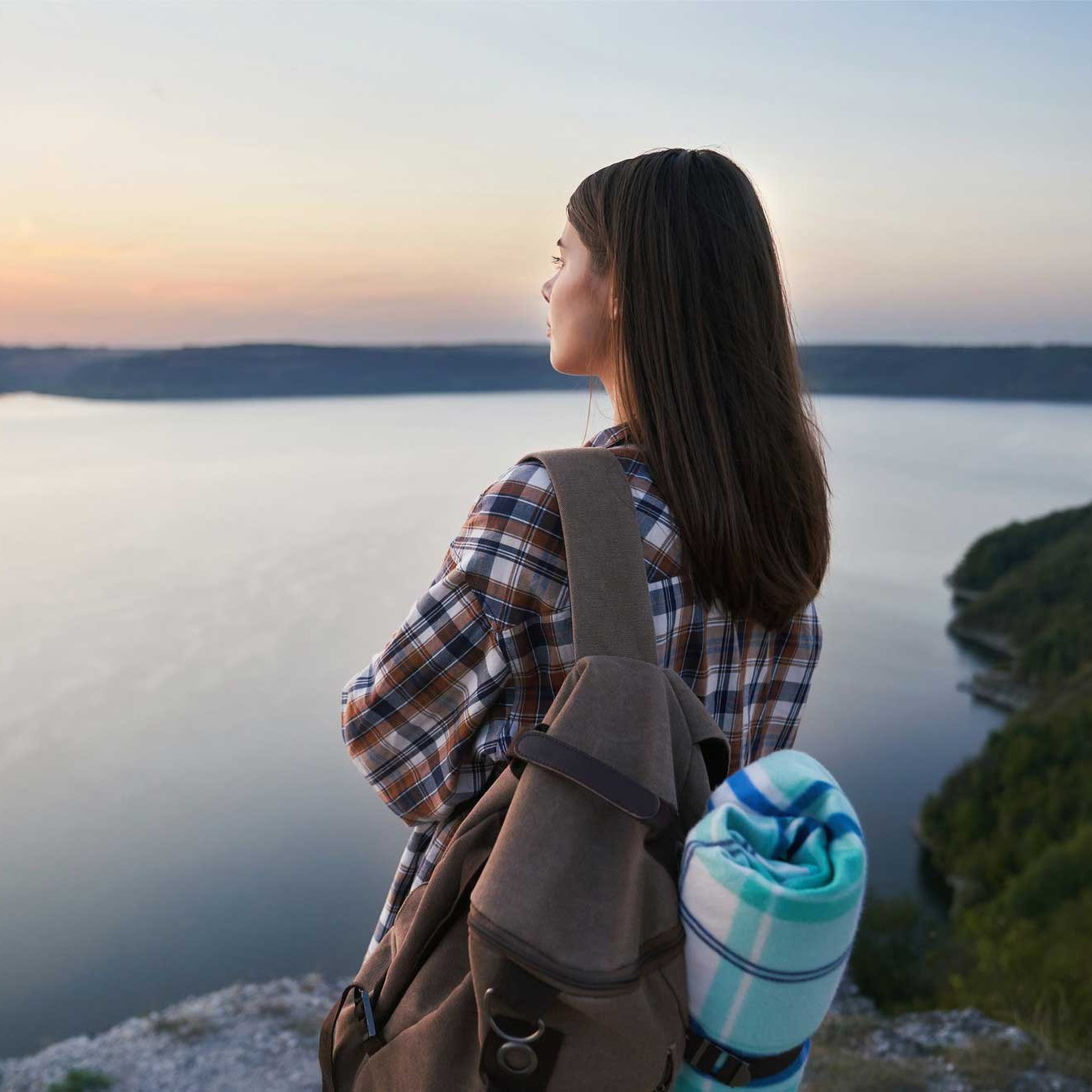 How Professional Solo Travelers Use Soundboard Buttons to Conquer Long-Trip Tedium