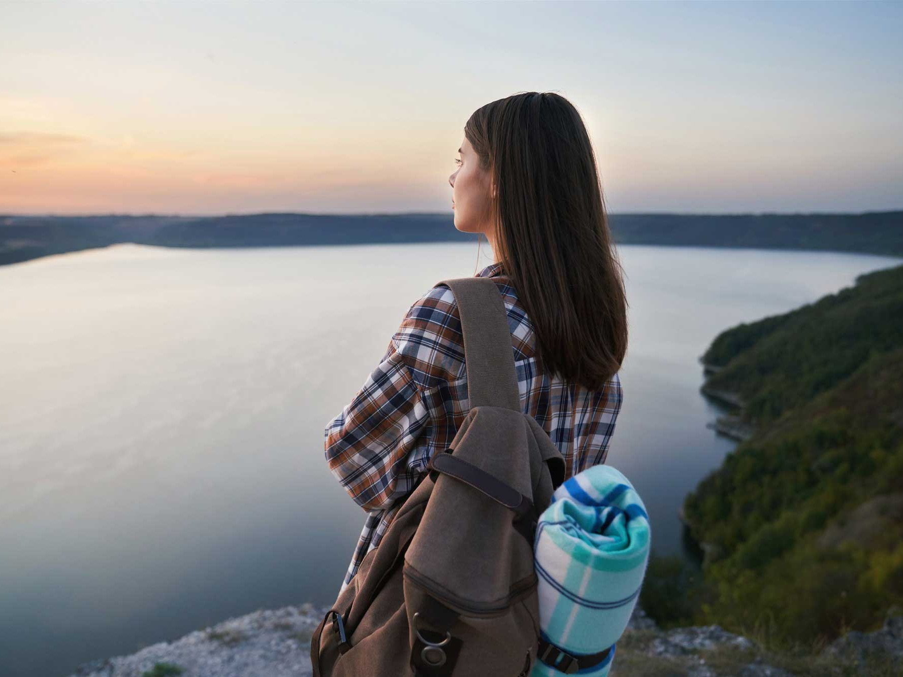 How Professional Solo Travelers Use Soundboard Buttons to Conquer Long-Trip Tedium