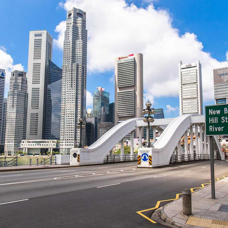 Street Food Experiences in Singapore Offering Michelin-Recognised Flavours