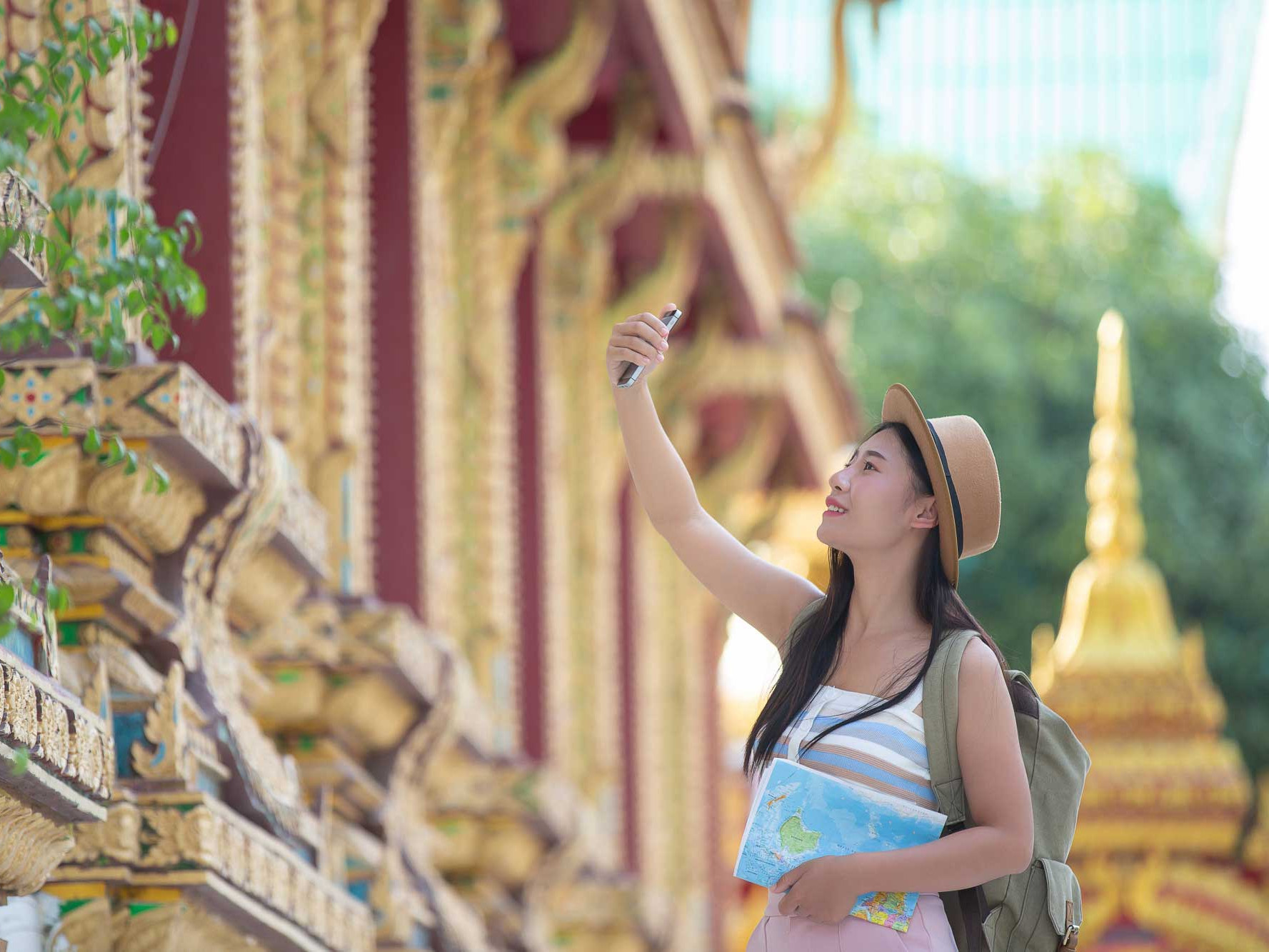 Finding Calm in the Chaos of Bangkok as a Solo Female Traveller