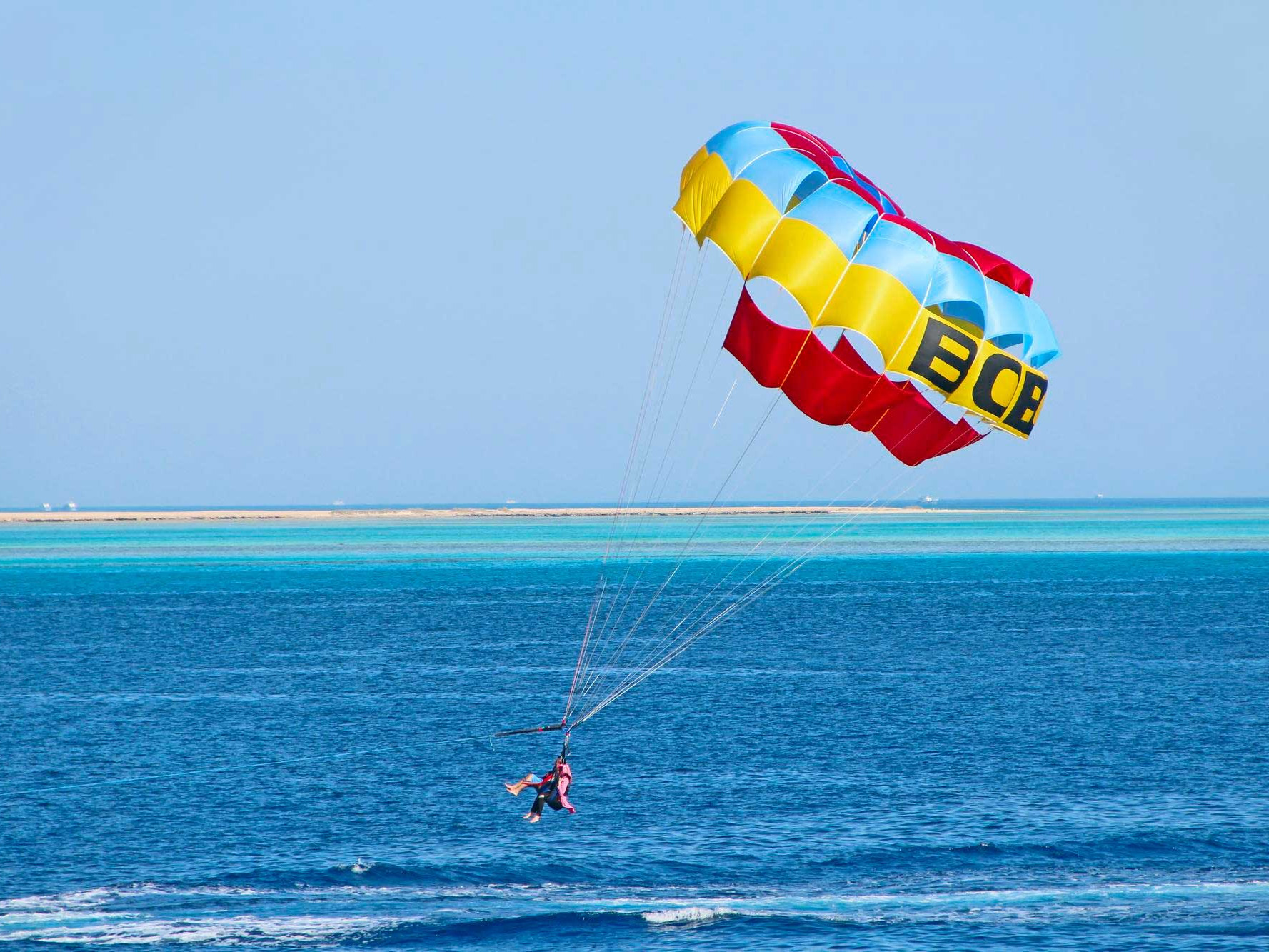 Looking for a Thrill? Here's 6 Activities You Can Do This Summer