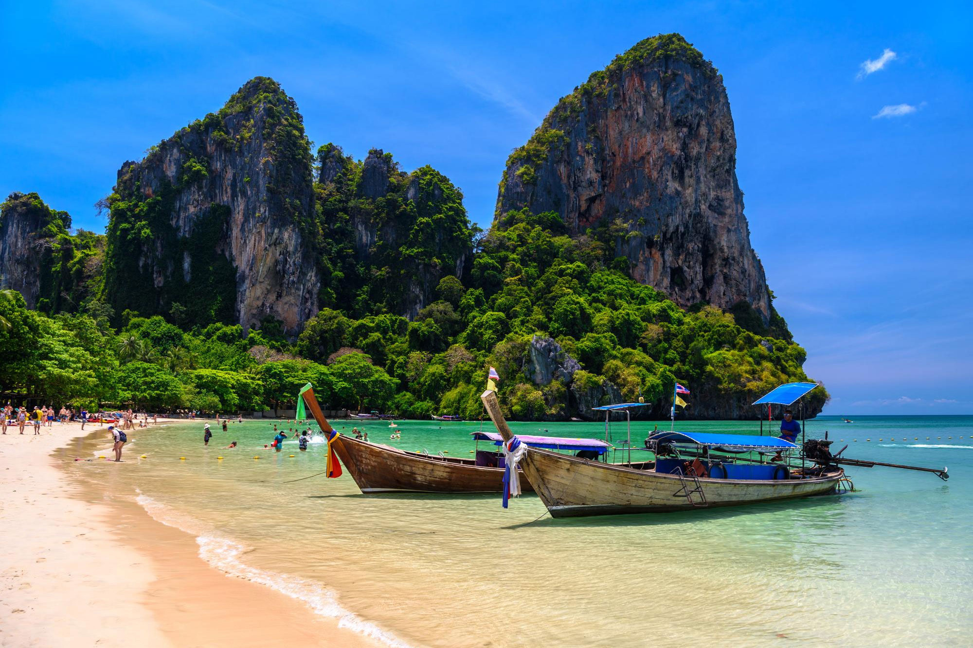 How to Plan an Unforgettable Luxury Island Hopping Trip from Phuket